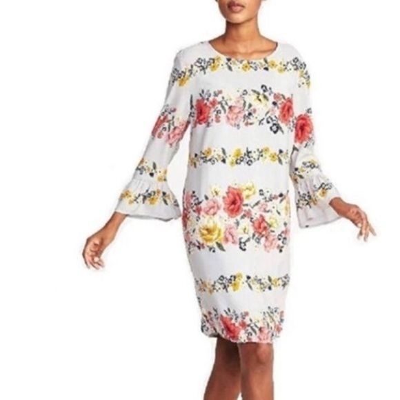 Old Navy Dresses & Skirts - Nwt Old Navy Floral Shift Dress / Bell Sleeves size XL
